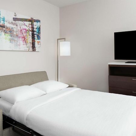Homewood Suites By Hilton Nashville Downtown Екстериор снимка
