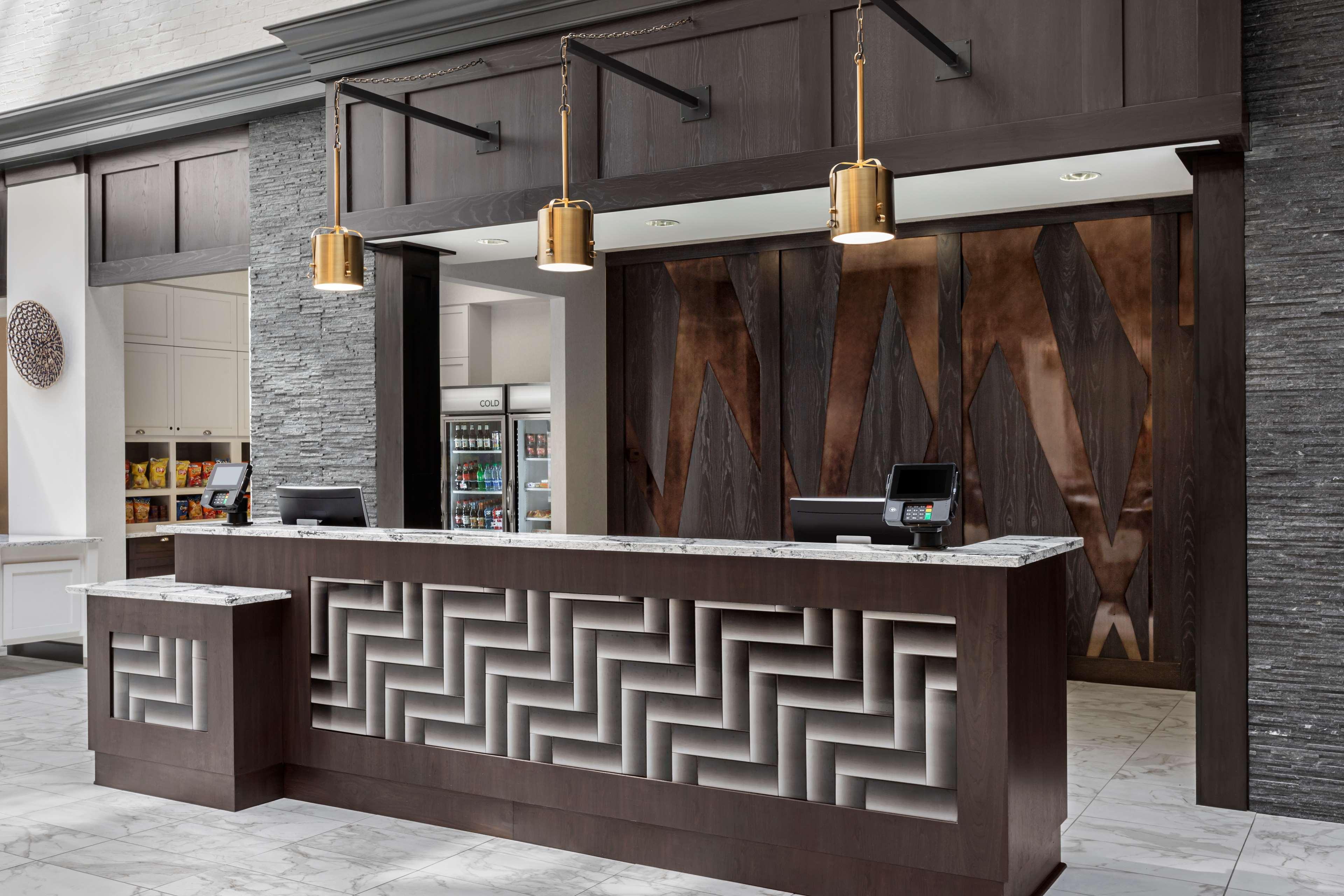 Homewood Suites By Hilton Nashville Downtown Екстериор снимка