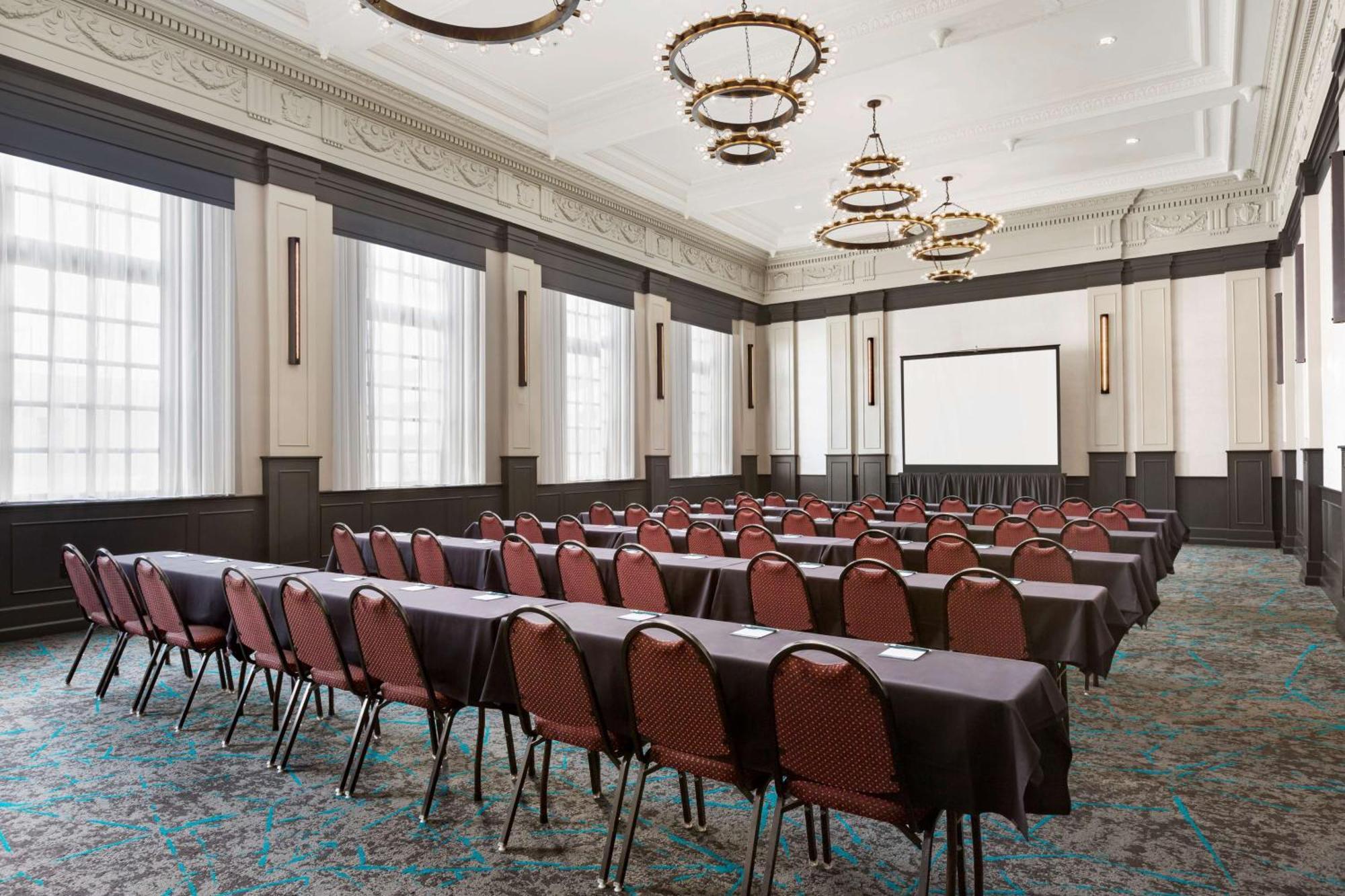 Homewood Suites By Hilton Nashville Downtown Екстериор снимка