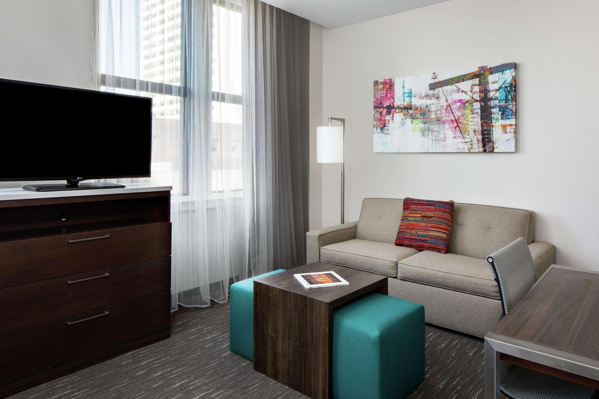 Homewood Suites By Hilton Nashville Downtown Екстериор снимка