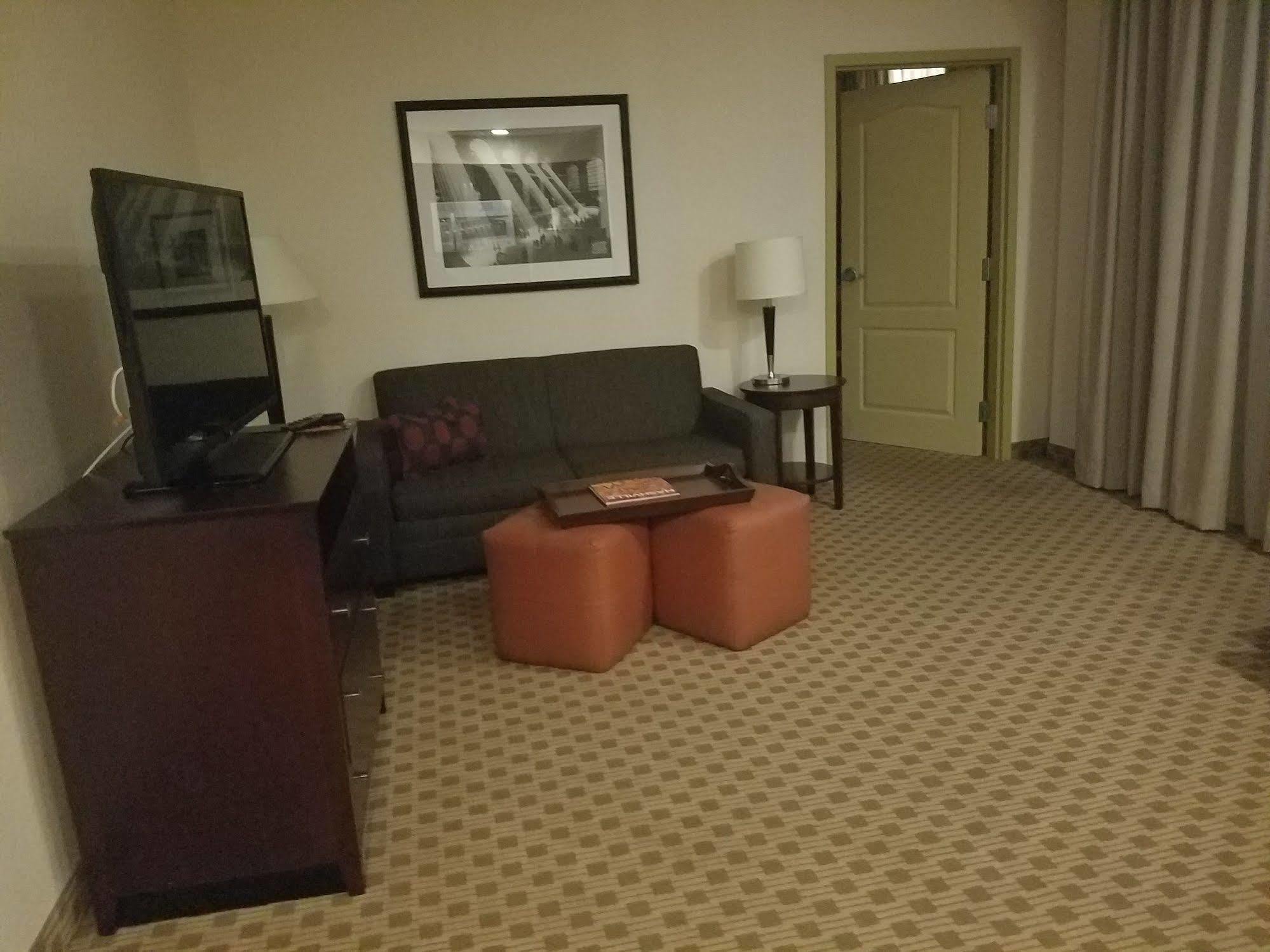 Homewood Suites By Hilton Nashville Downtown Екстериор снимка