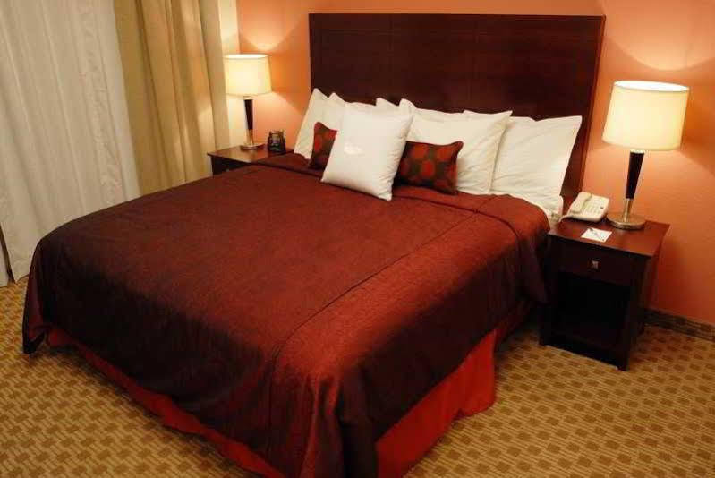 Homewood Suites By Hilton Nashville Downtown Екстериор снимка