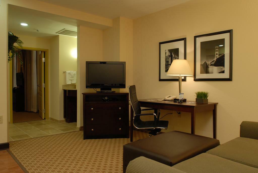 Homewood Suites By Hilton Nashville Downtown Екстериор снимка